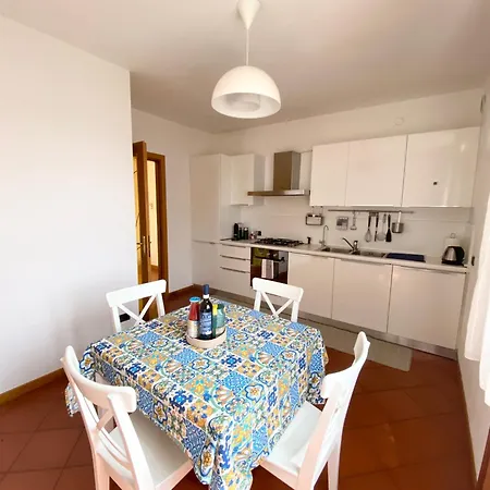 Holiday home Penelope Al Intero Villino Con Terrazza Vista